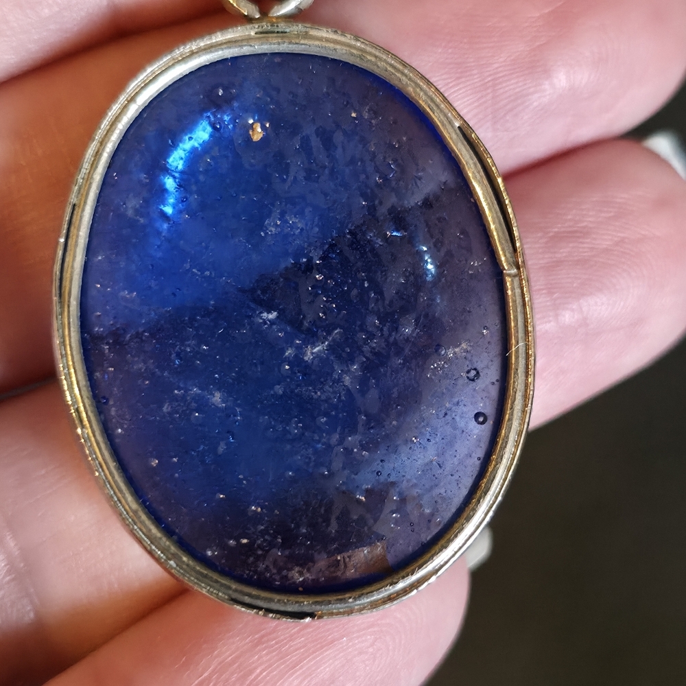 Vintage Blue Glass Cabochon Pendant Necklace (Mid-Century, c. 1940–1960) - Picture 3 of 6